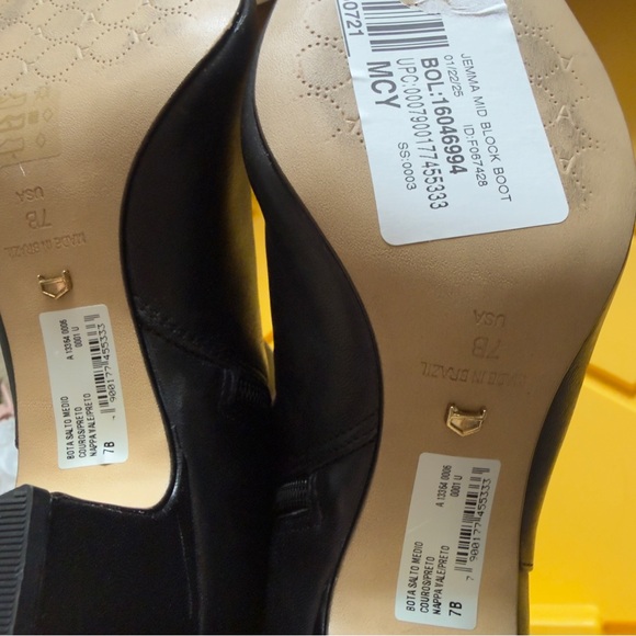 Arezzo Jemma Sleek Black Mid Block Ankle Boot Sz 7 - Picture 8 of 10